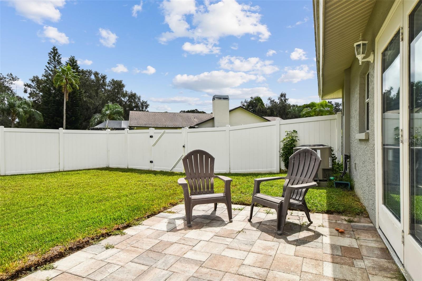 Listing photo id 68 for 40 Citrus Court