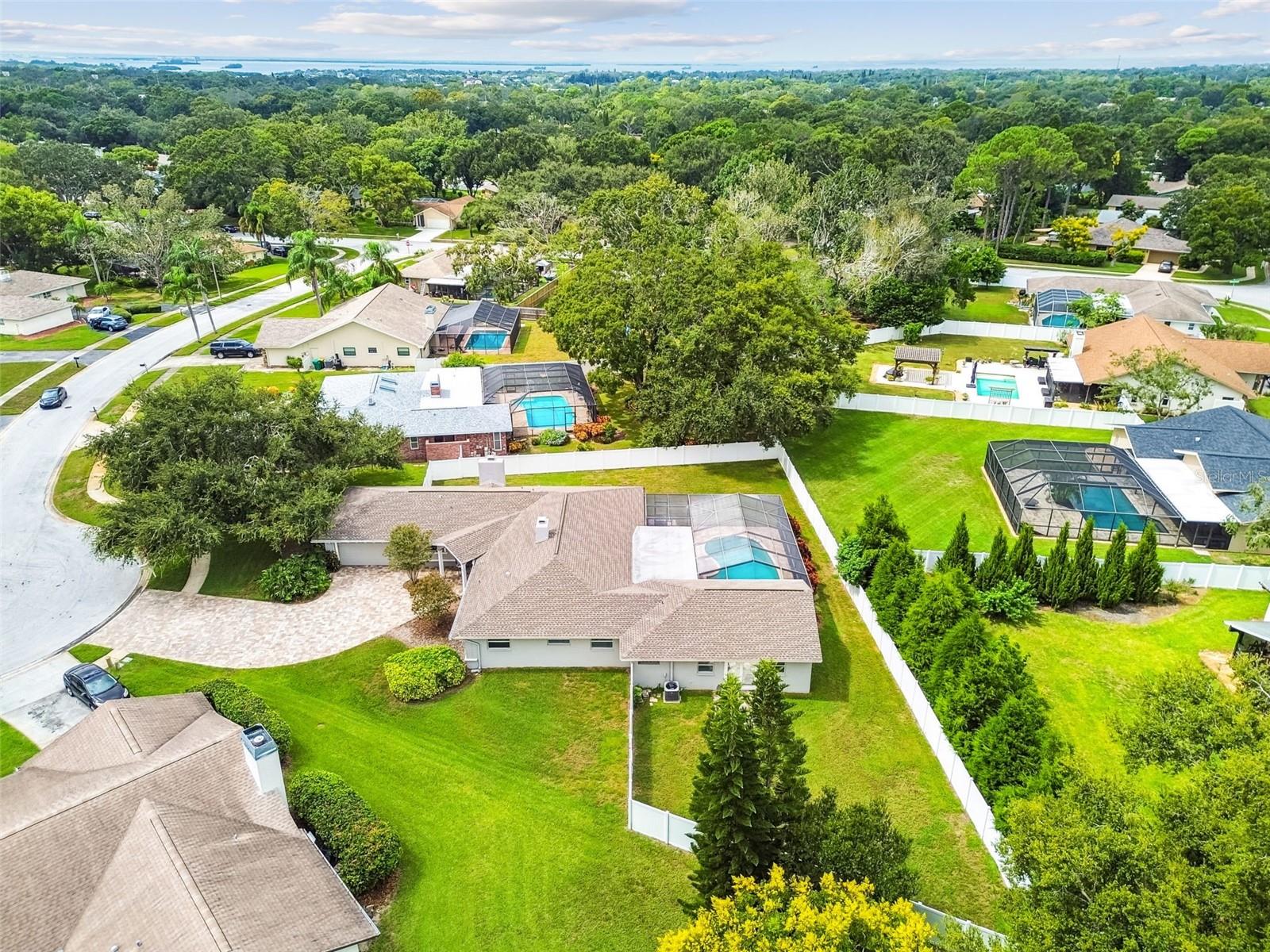 Listing photo id 74 for 40 Citrus Court