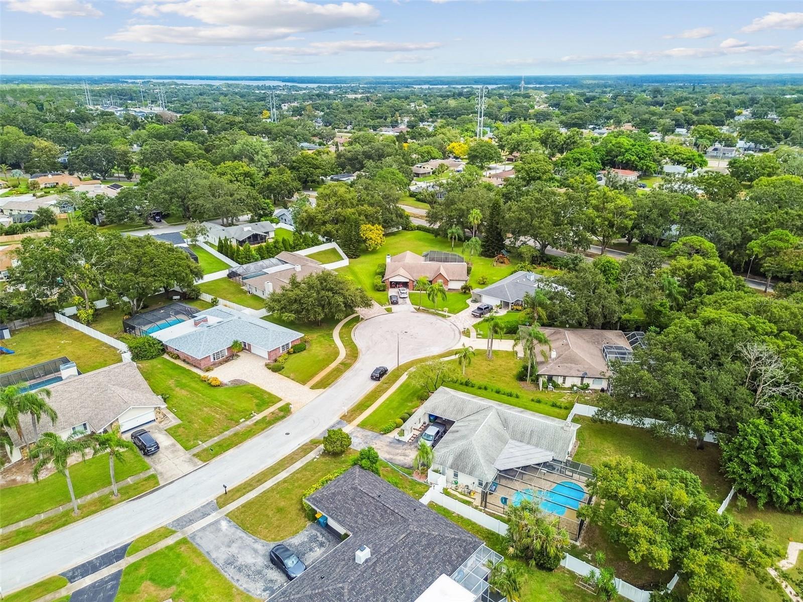 Listing photo id 77 for 40 Citrus Court