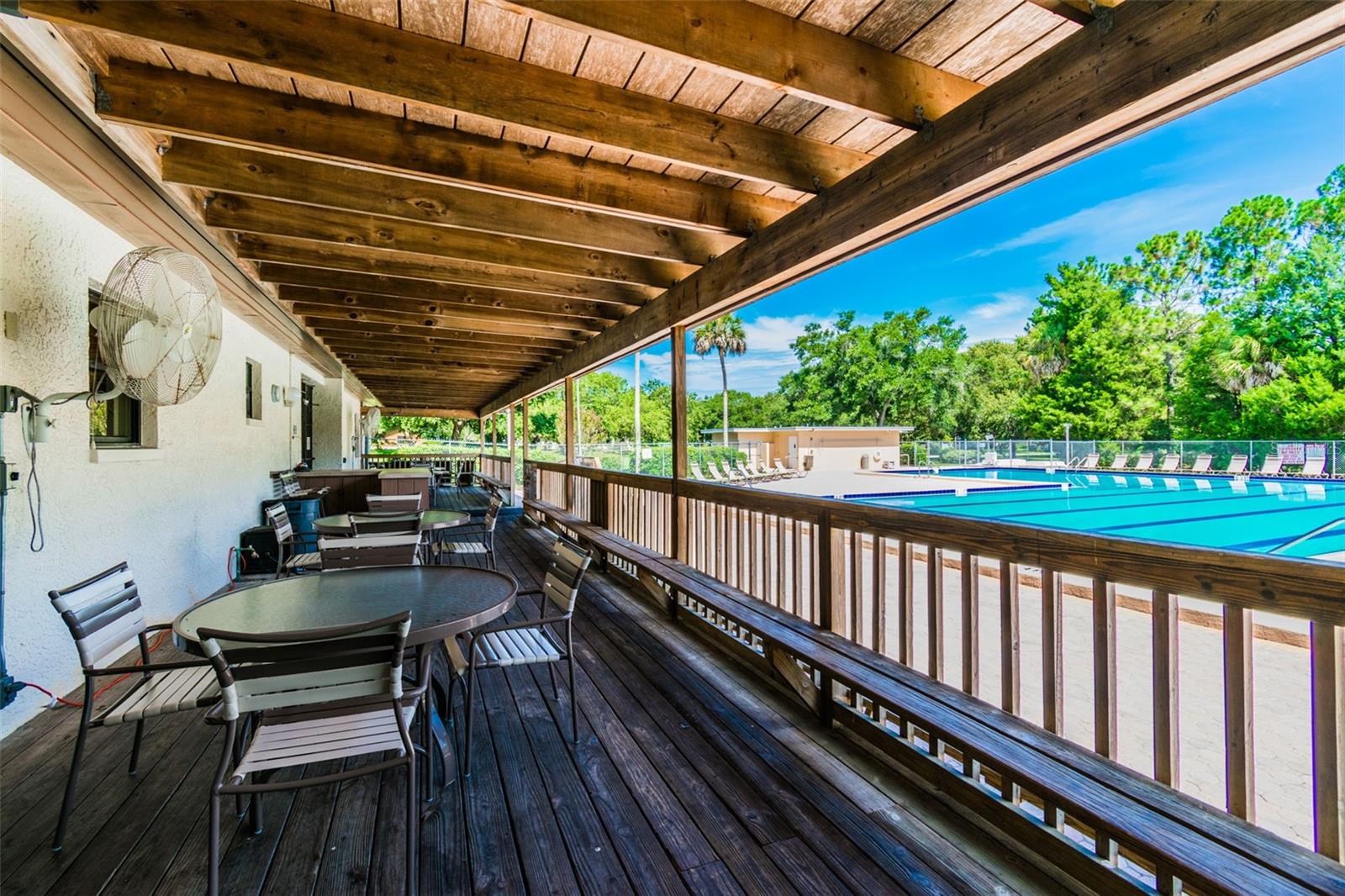 Listing photo id 90 for 40 Citrus Court