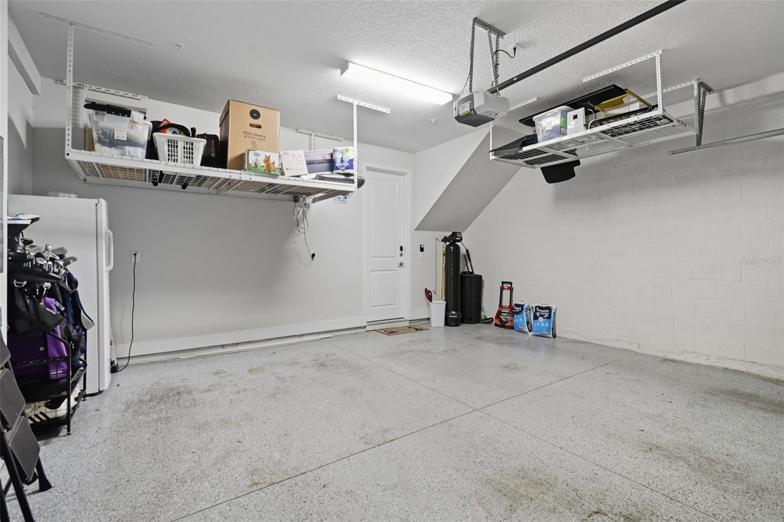 Image 42 of 46 For 2511 Grady Avenue 34
