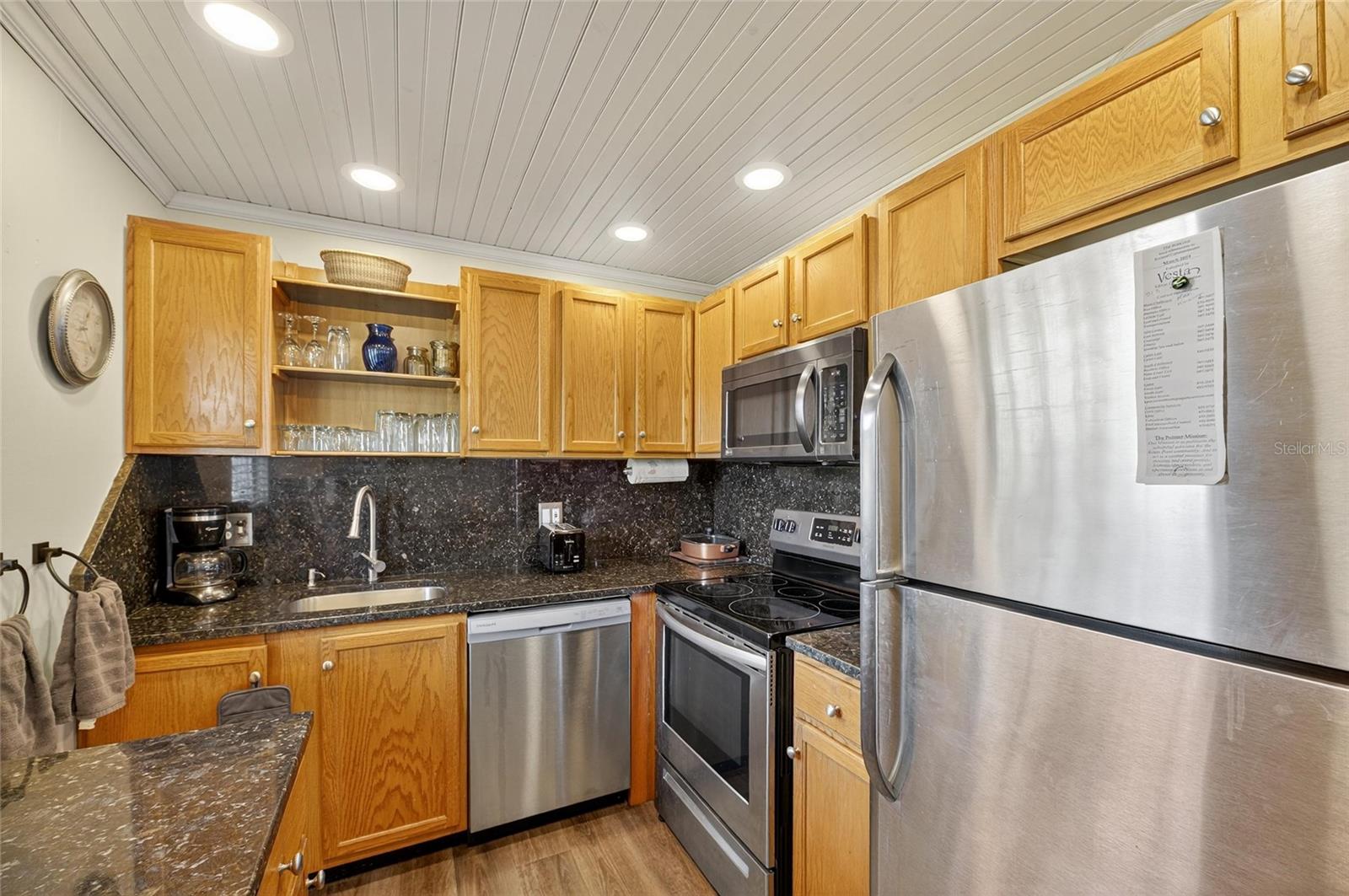 Image 12 of 53 For 101 Cambridge Trail 193