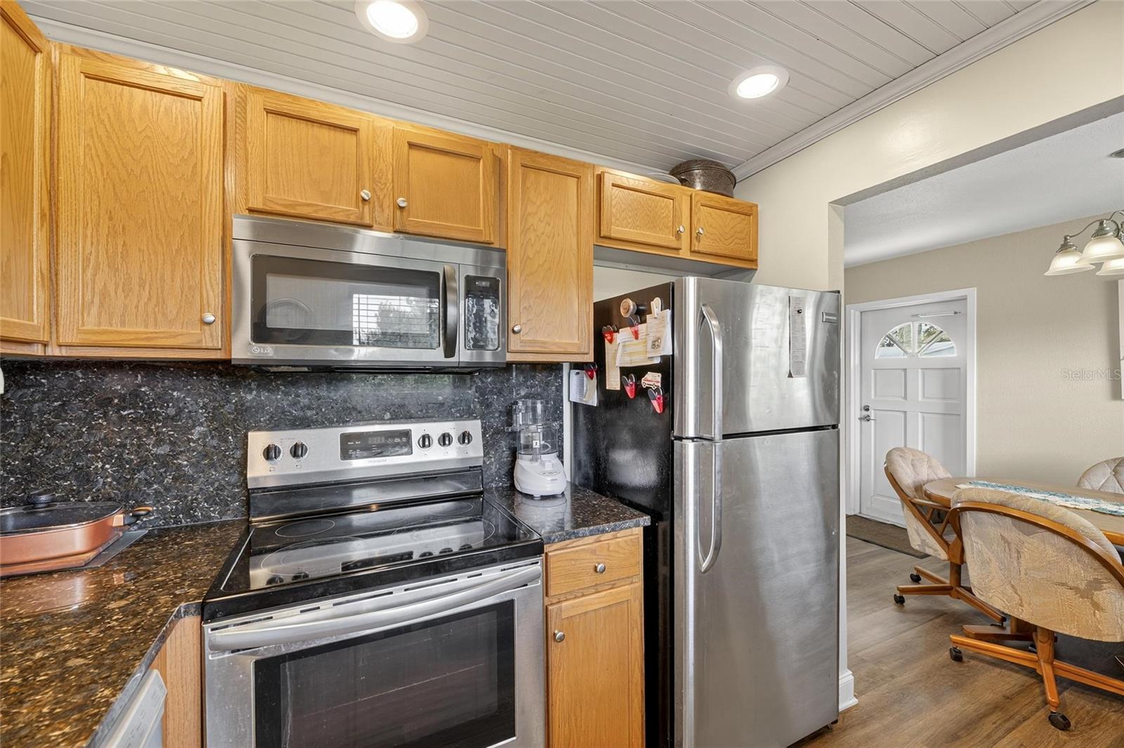 Image 16 of 53 For 101 Cambridge Trail 193