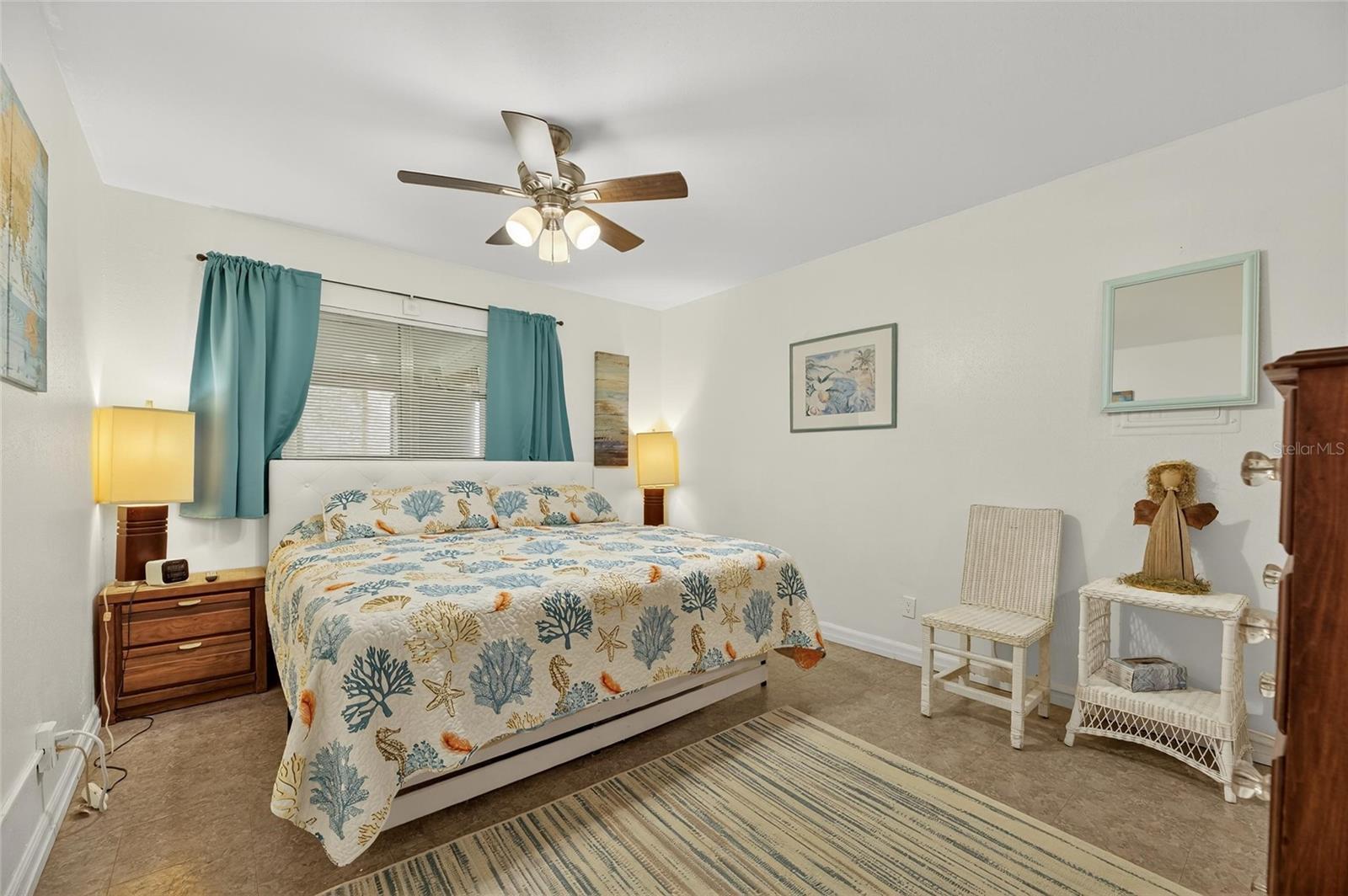 Image 18 of 53 For 101 Cambridge Trail 193