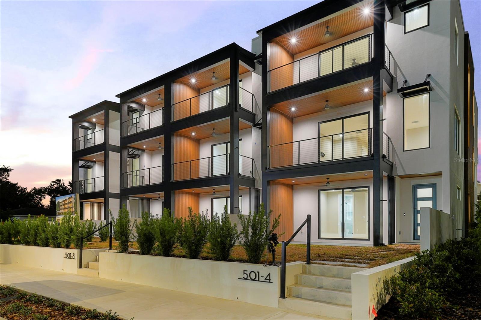 Image 12 of 84 For 501 Ross Avenue 3
