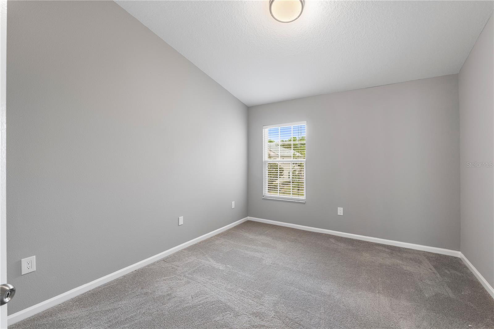Image 16 of 29 For 26532 Castleview Way
