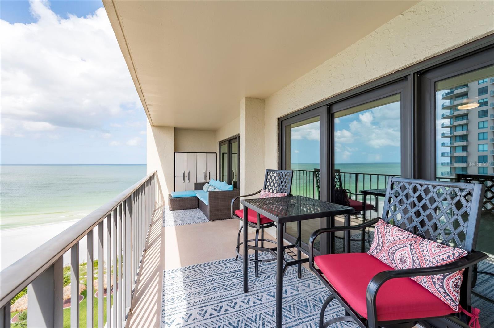 Image 35 of 57 For 1480 Gulf Boulevard 901