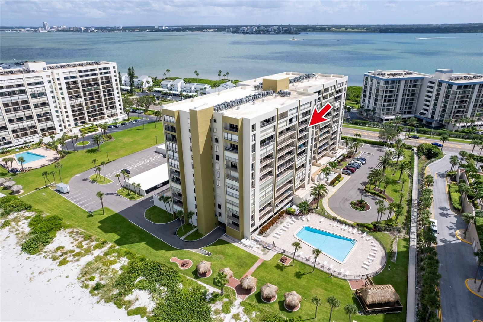 Image 40 of 57 For 1480 Gulf Boulevard 901