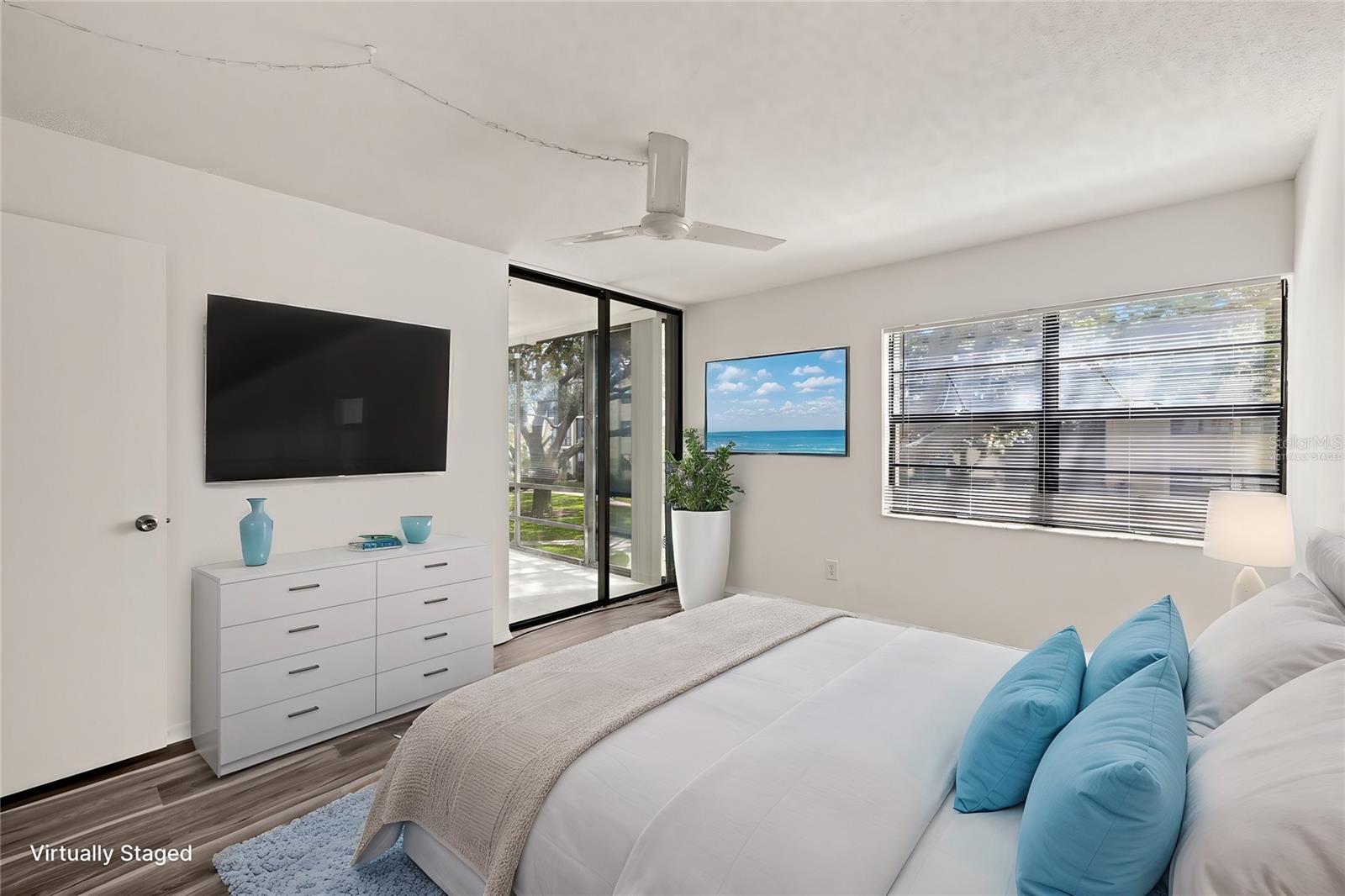 Image 5 of 40 For 14130 Rosemary Lane 2208