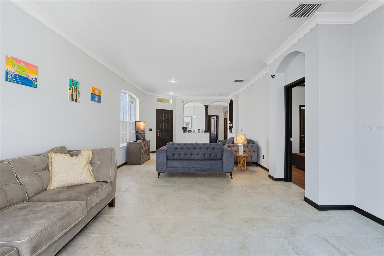 Listing photo id 4 for 19120 White Wing Place