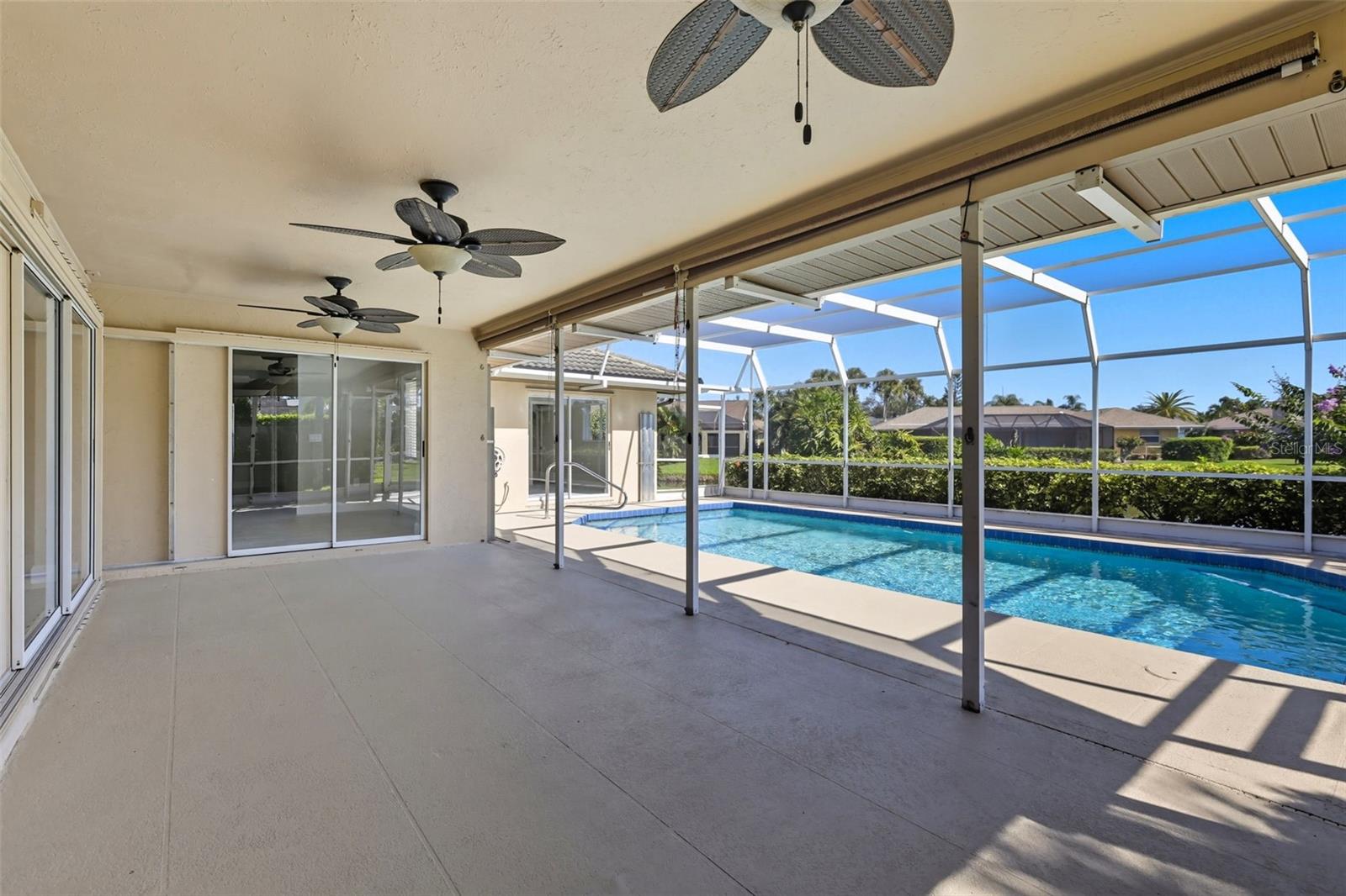Image 52 of 61 For 6994 Country Lakes Circle