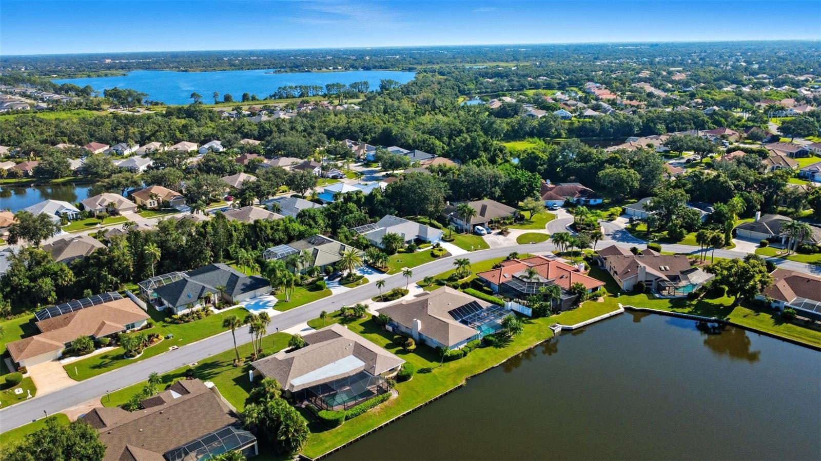 Image 56 of 61 For 6994 Country Lakes Circle