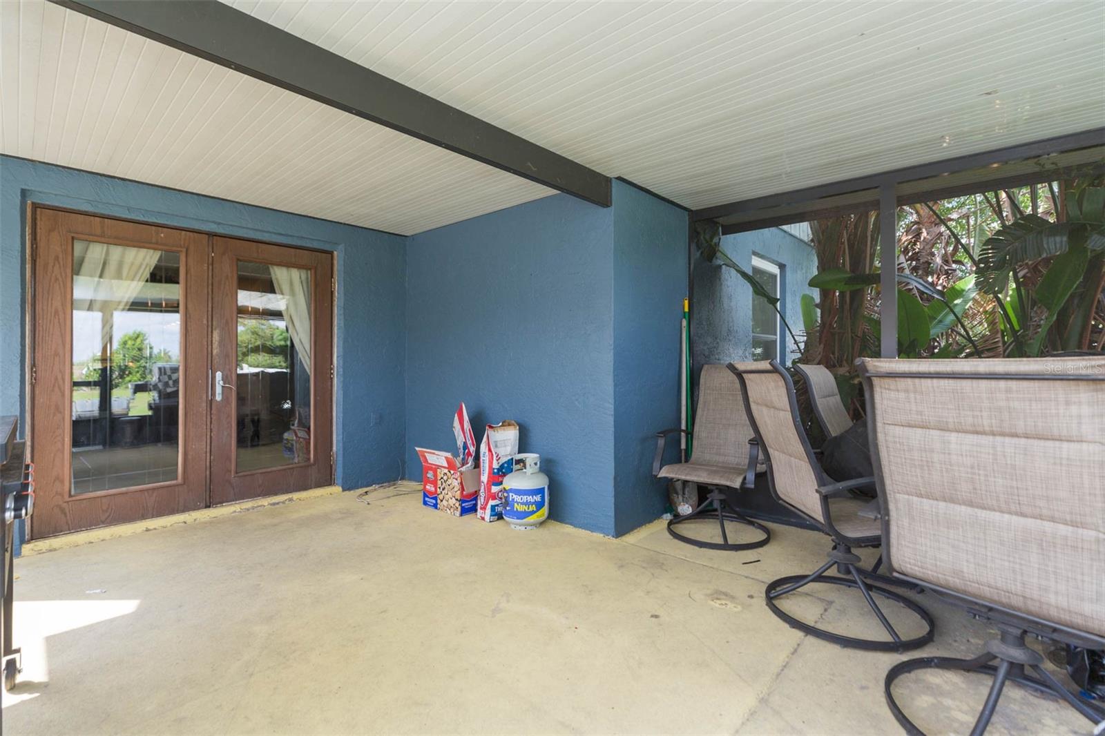Image 29 of 39 For 607 Sand Ridge Drive