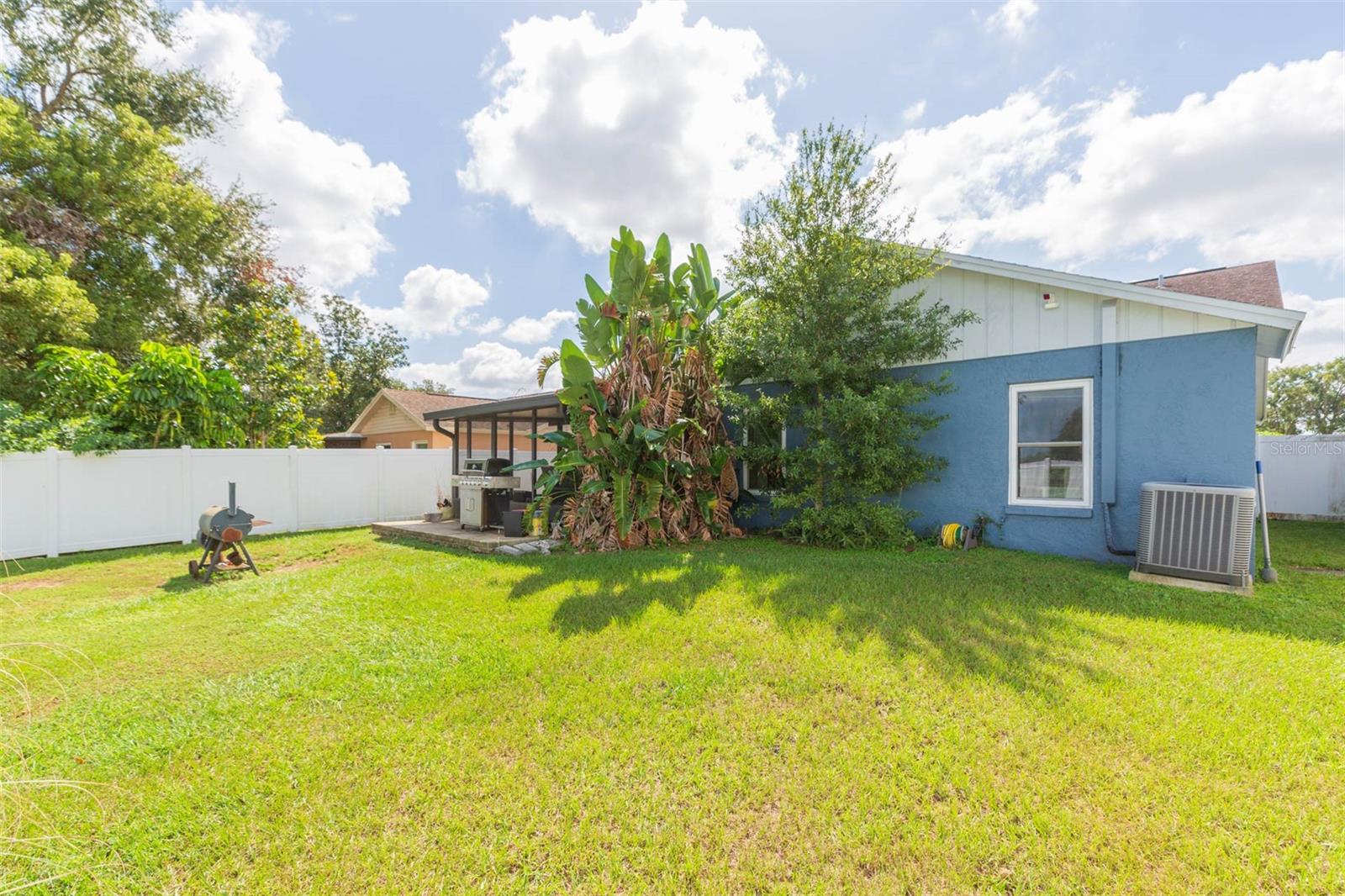 Image 32 of 39 For 607 Sand Ridge Drive