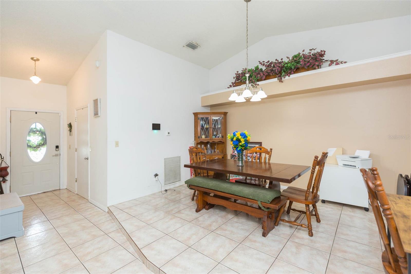 Image 4 of 39 For 607 Sand Ridge Drive