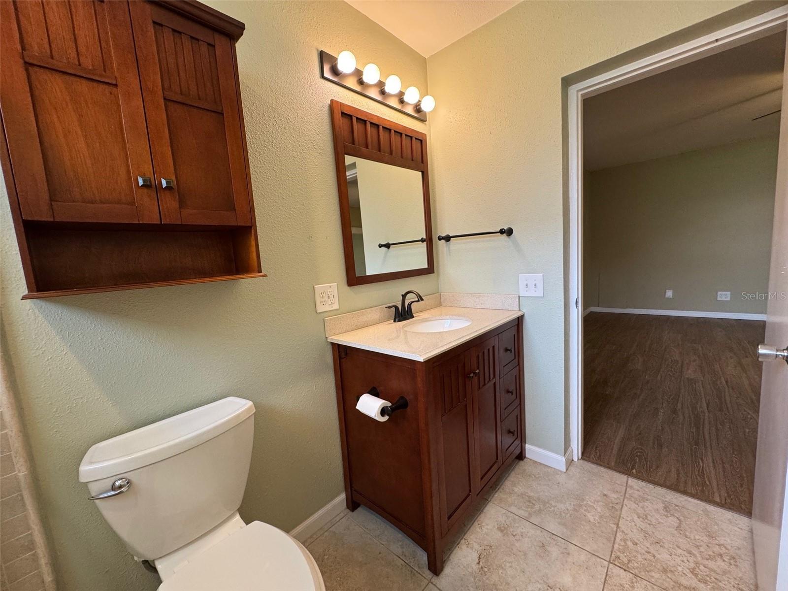 Image 11 of 74 For 2360 World Parkway Boulevard 38