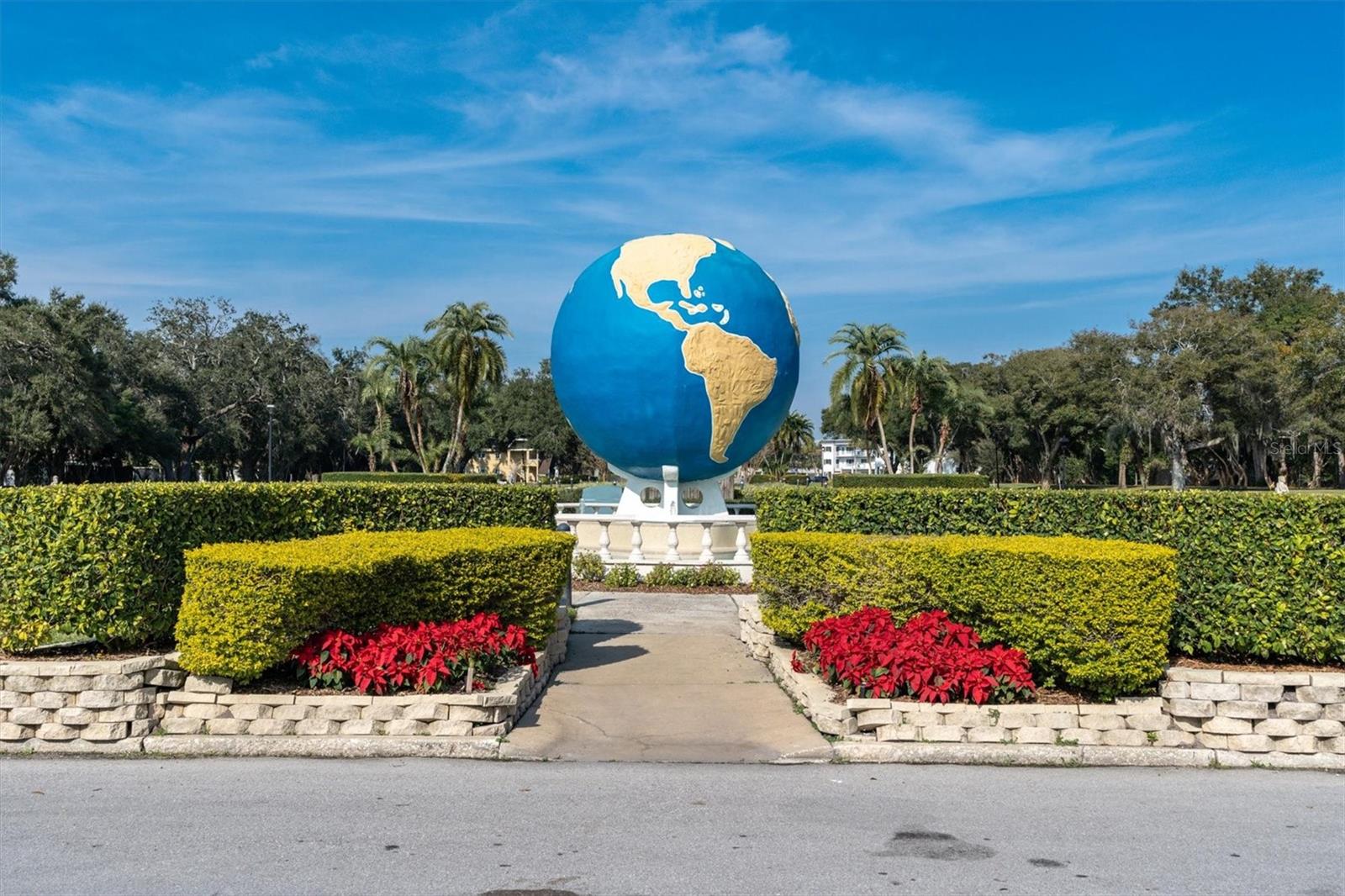 Image 25 of 74 For 2360 World Parkway Boulevard 38