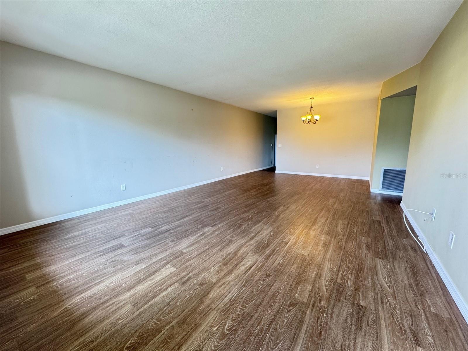 Image 4 of 74 For 2360 World Parkway Boulevard 38