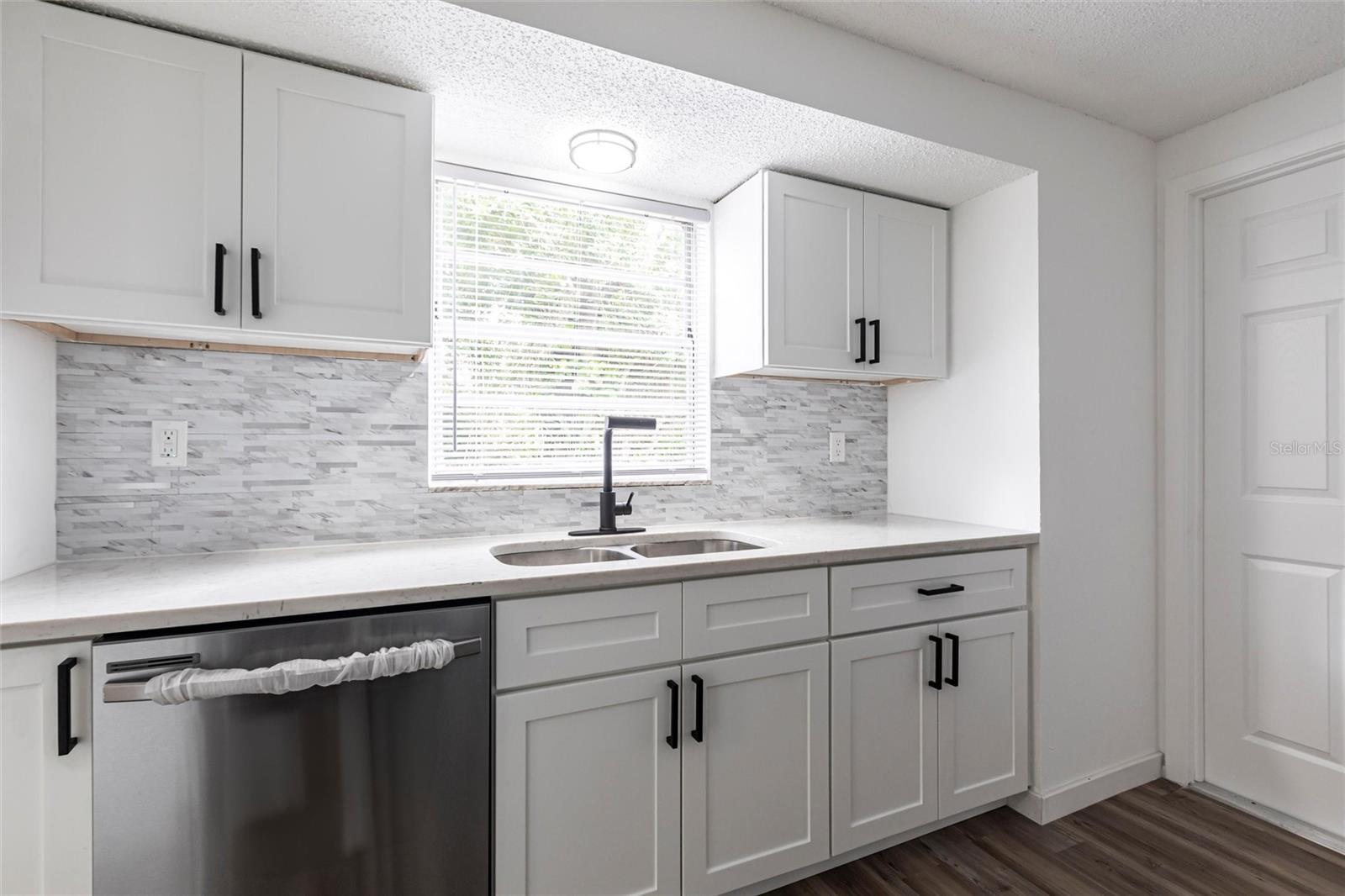 Image 10 of 23 For 3081 Englewood Road