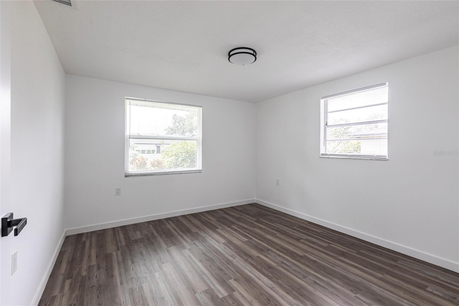 Image 15 of 23 For 3081 Englewood Road