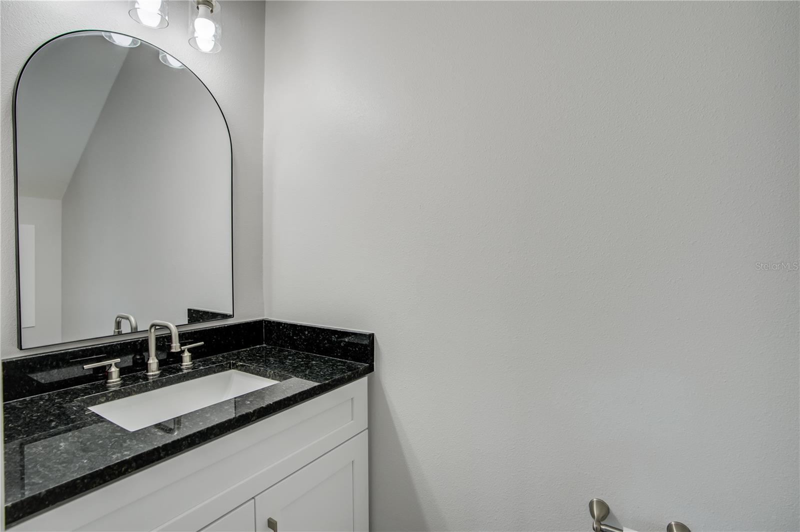 Image 10 of 14 For 5634 Queener Avenue
