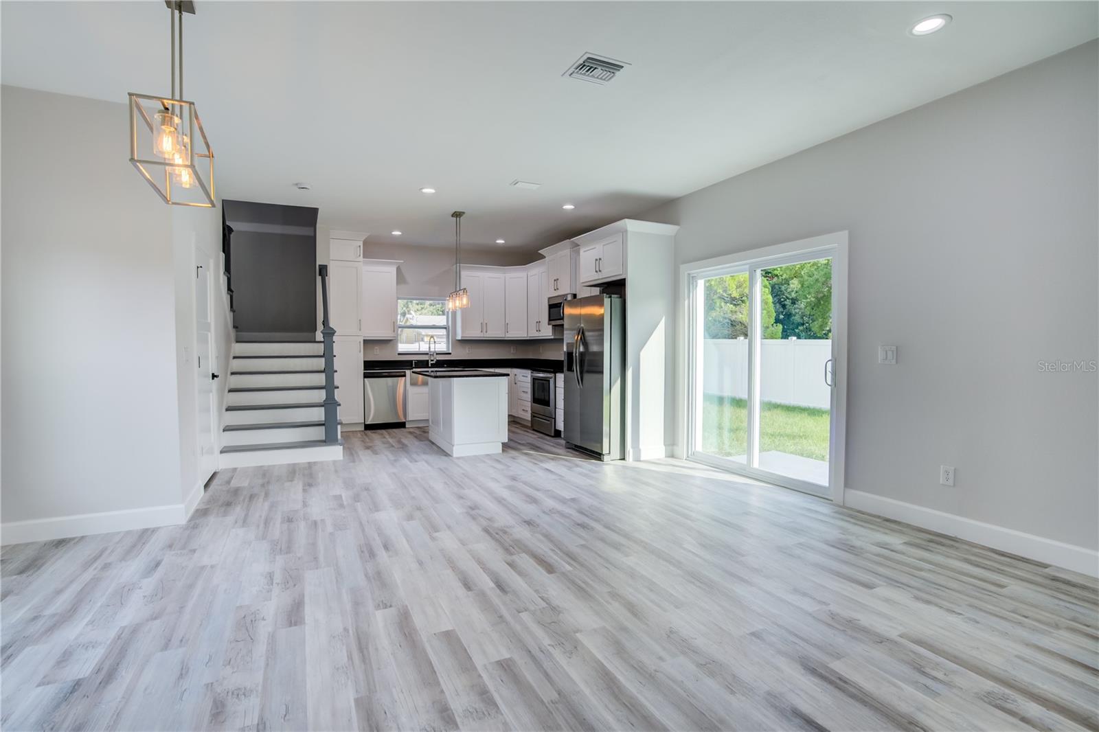 Image 6 of 14 For 5634 Queener Avenue