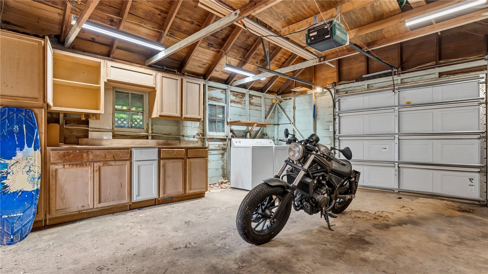 Image 19 of 28 For 1000 25th Street N