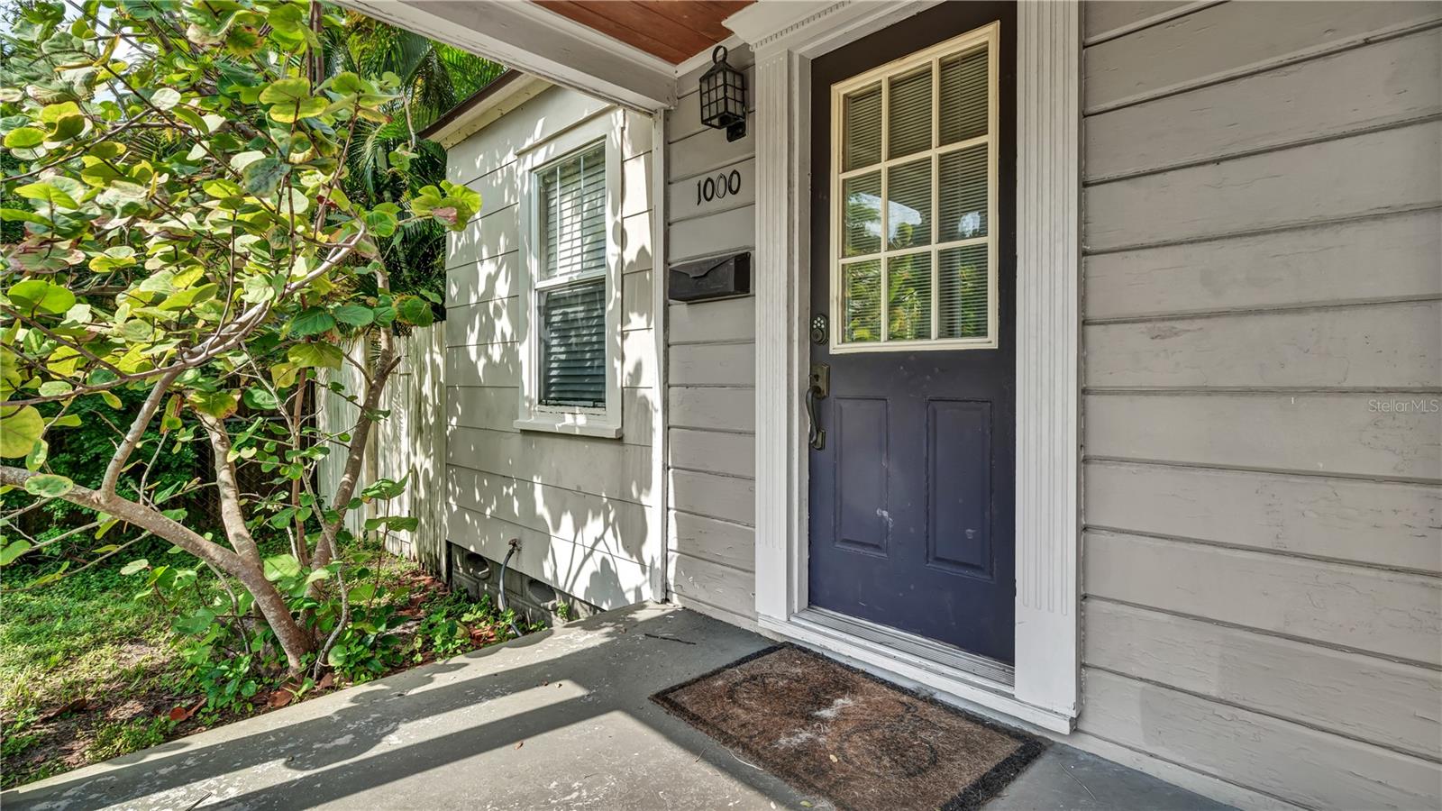 Image 3 of 28 For 1000 25th Street N