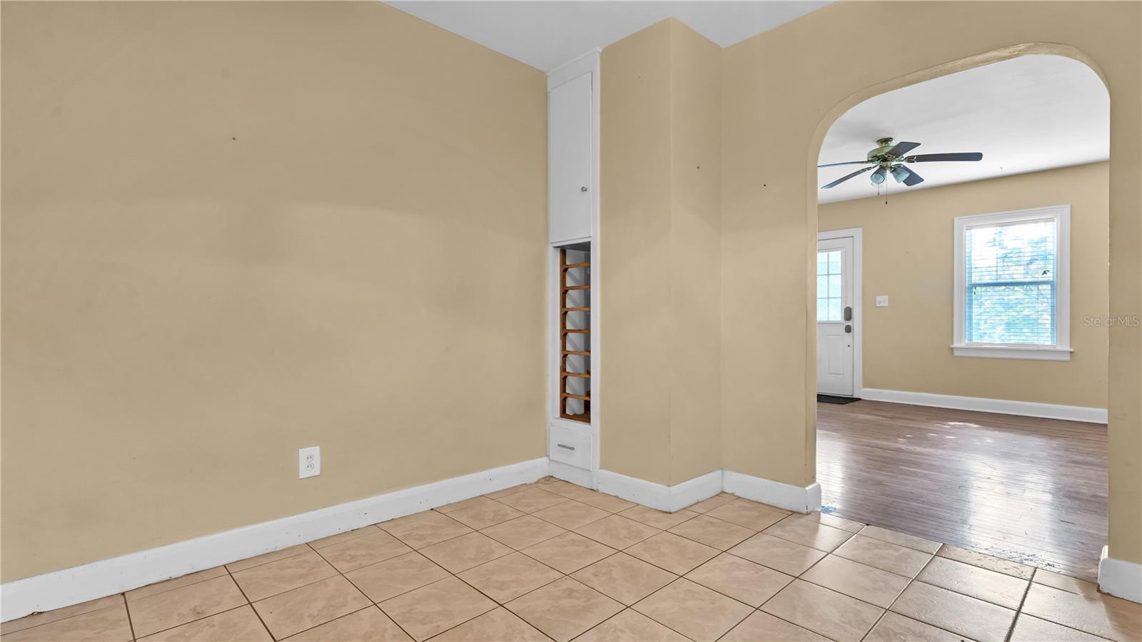 Image 9 of 28 For 1000 25th Street N