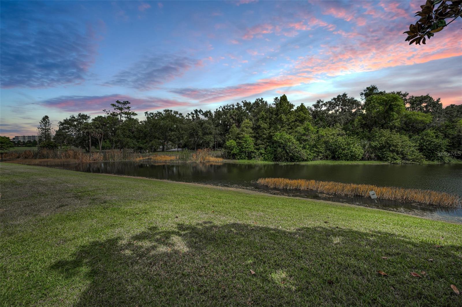Details for 1400 Water View Drive W 104, LARGO, FL 33771