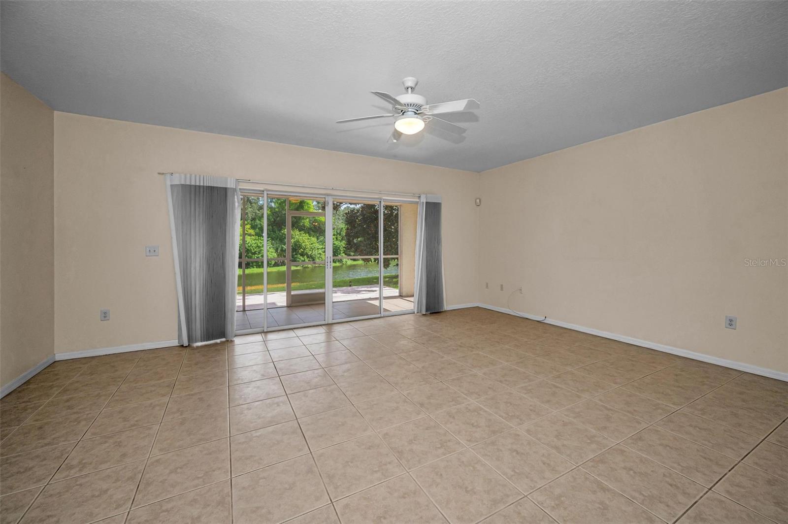 Image 12 of 60 For 1400 Water View Drive W 104