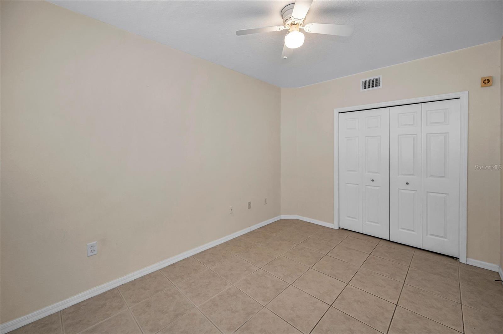 Image 37 of 60 For 1400 Water View Drive W 104