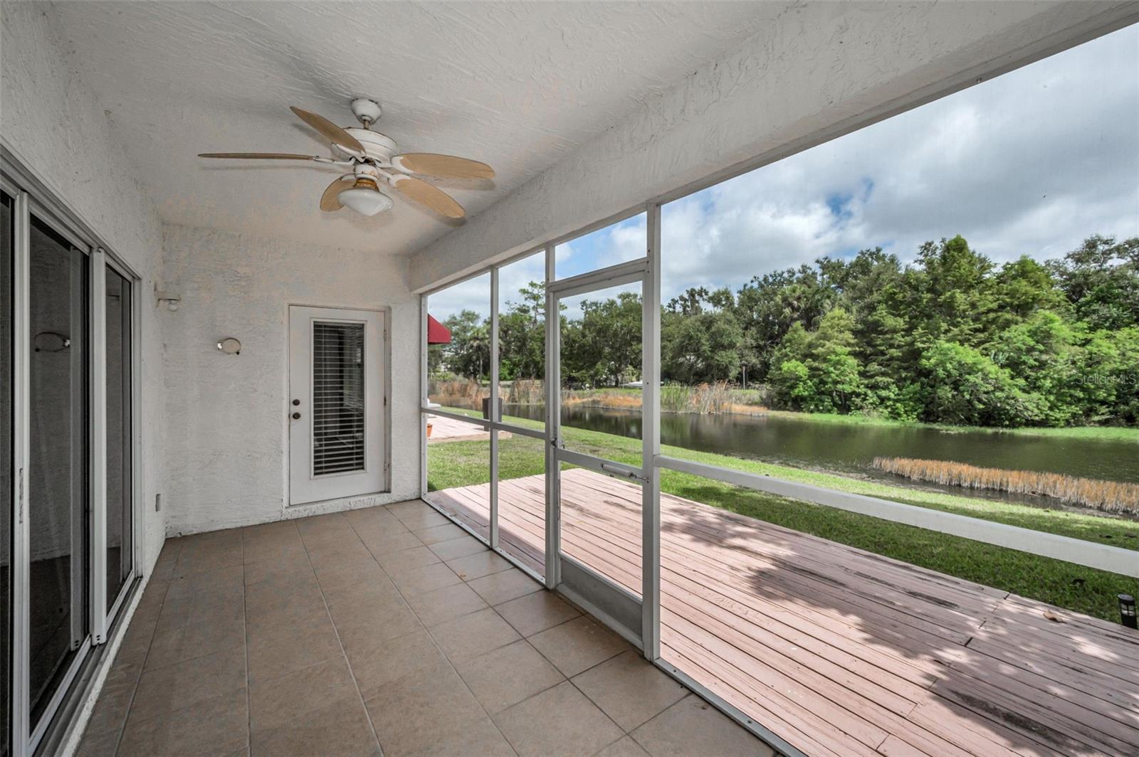 Image 38 of 60 For 1400 Water View Drive W 104