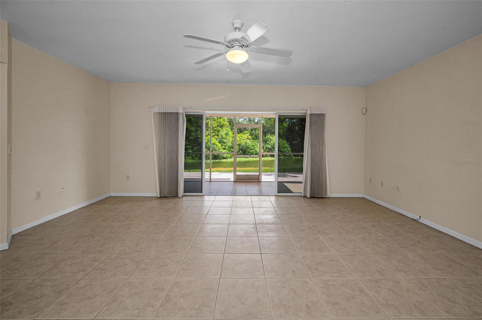 Image 7 of 60 For 1400 Water View Drive W 104