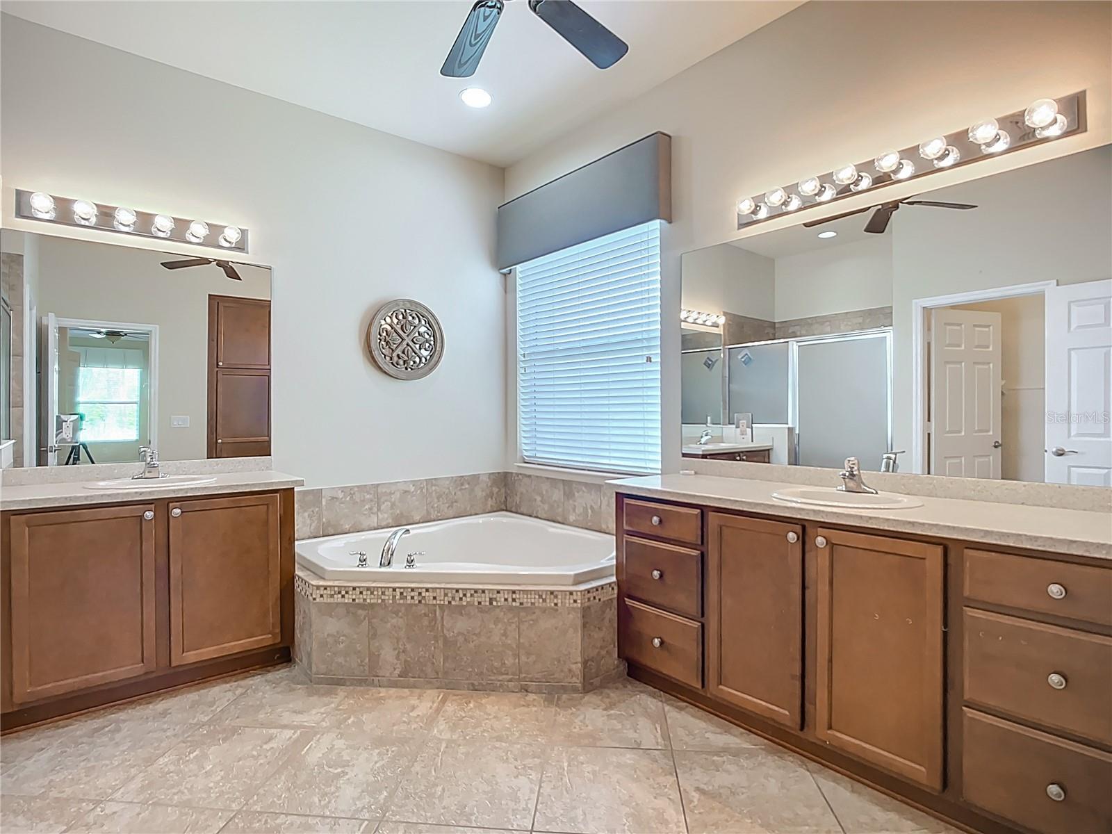 Image 29 of 80 For 16113 Cape Coral Drive