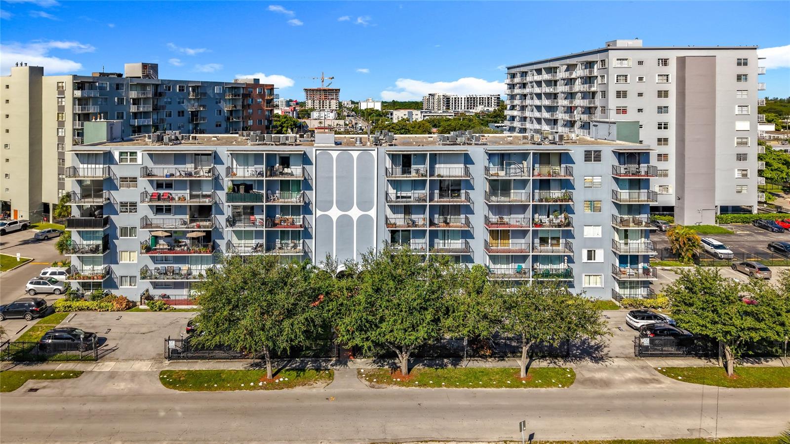 Image 34 of 51 For 12500 15th Avenue 105