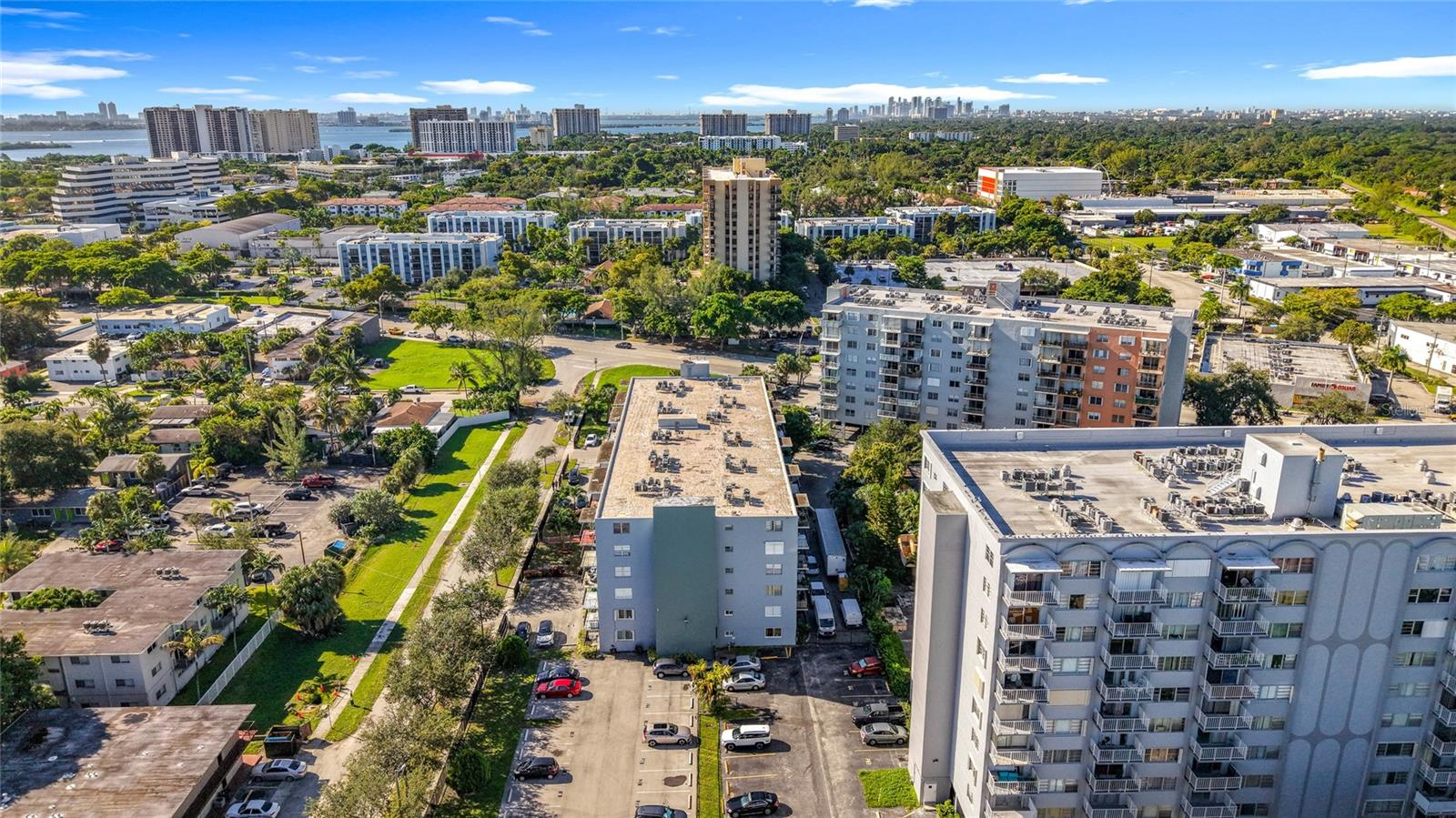 Image 43 of 51 For 12500 15th Avenue 105