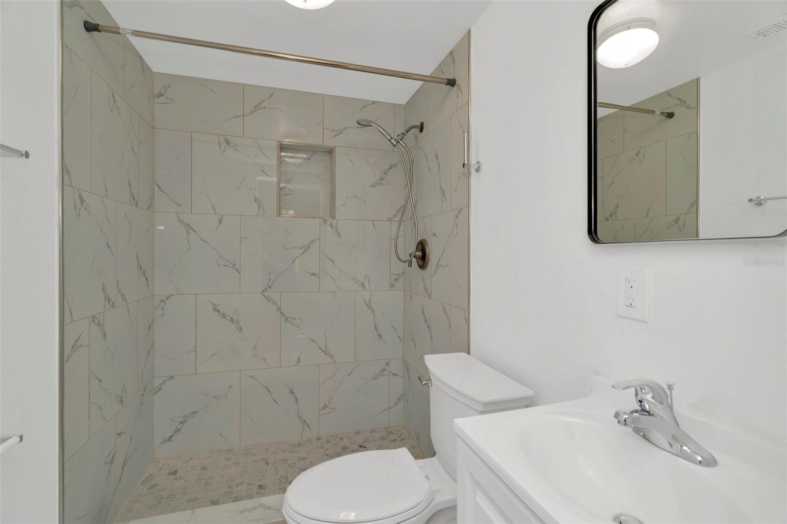 Image 20 of 36 For 4208 Cayuga Street