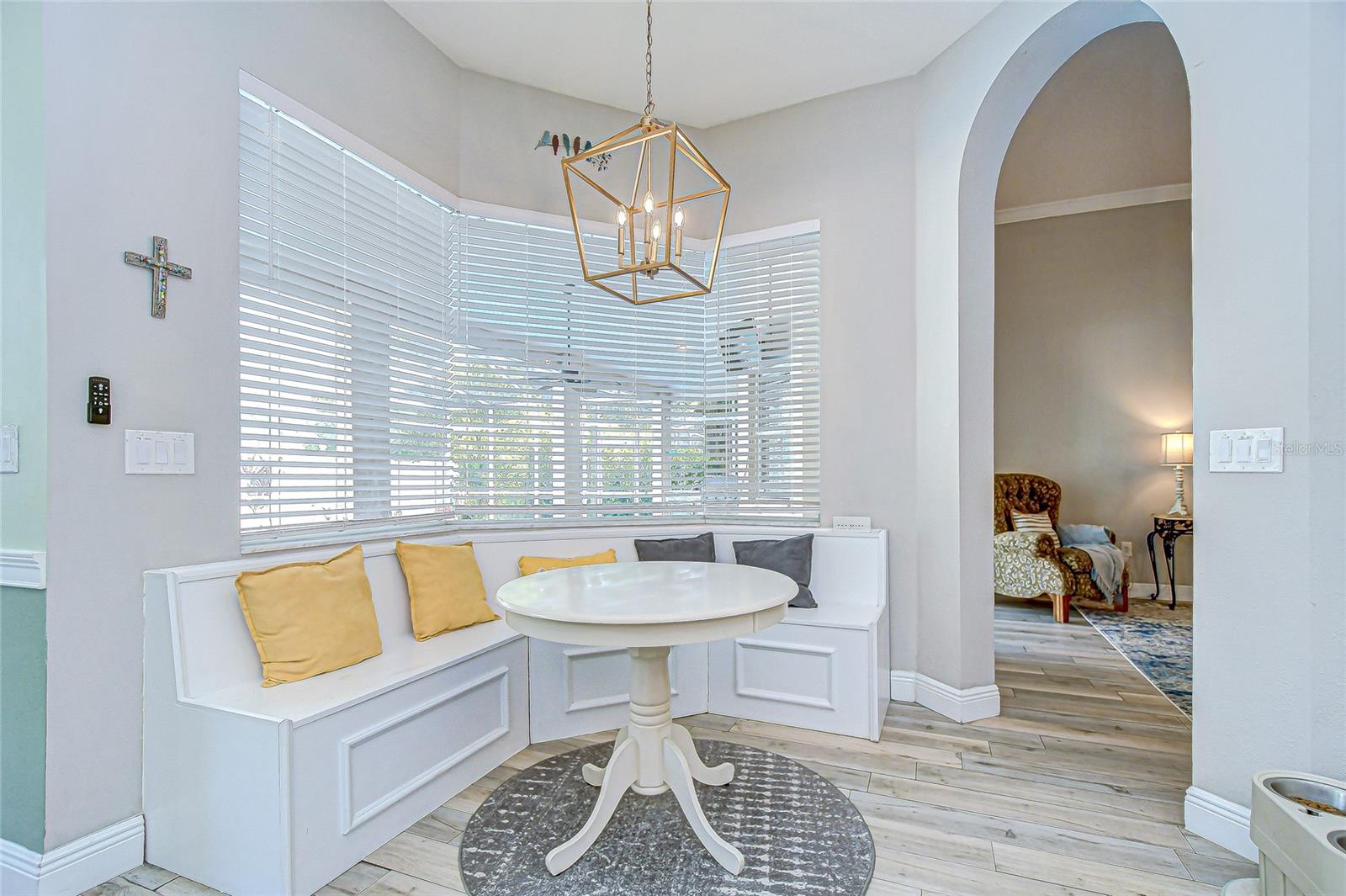 Image 12 of 36 For 4314 Glendon Place