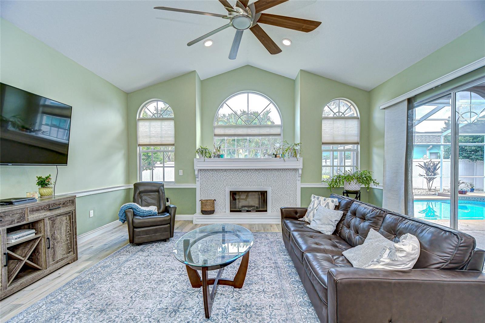 Image 13 of 36 For 4314 Glendon Place