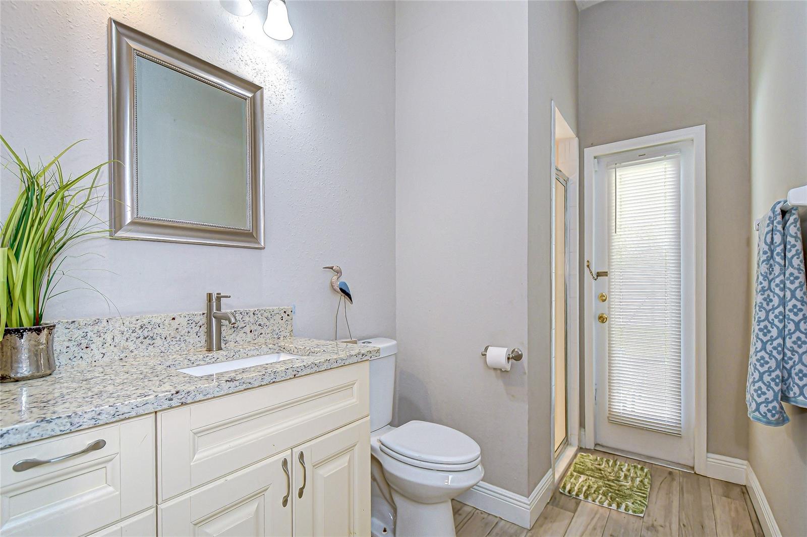 Image 20 of 36 For 4314 Glendon Place