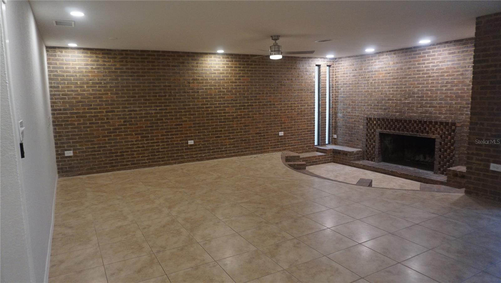 Image 15 of 27 For 502 Hilda Drive