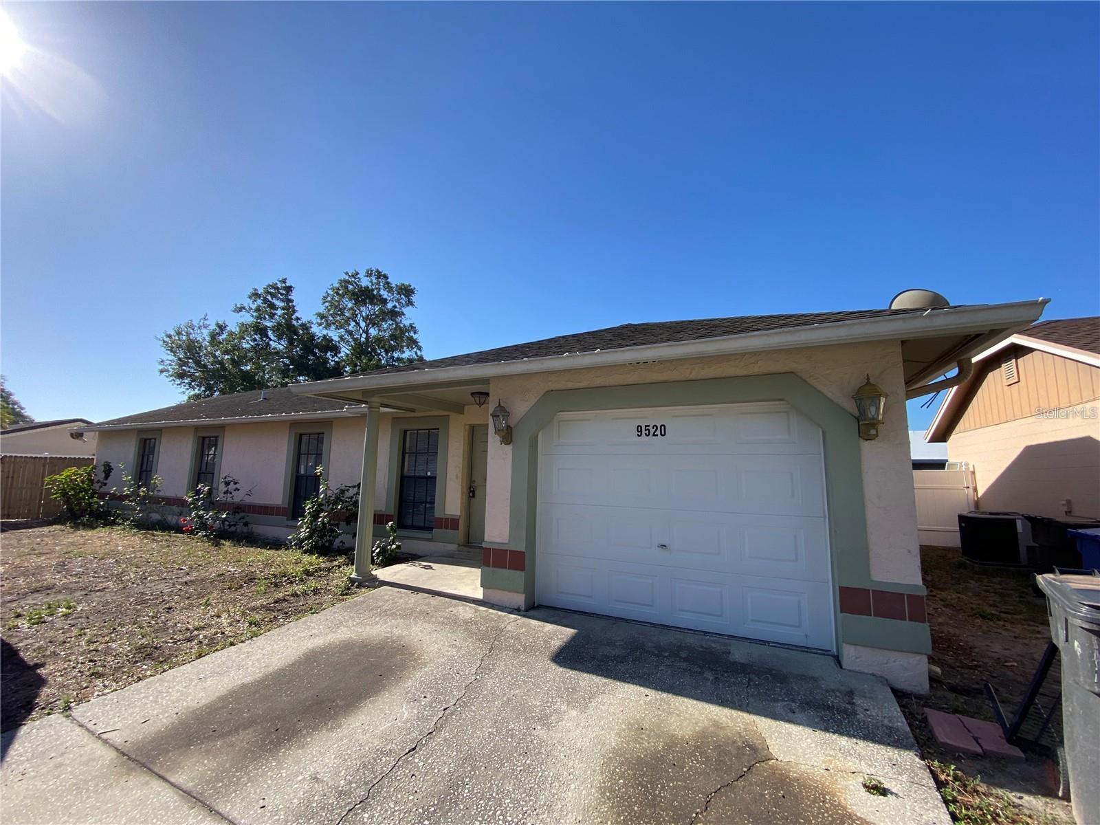 Details for 9520 Drakemill Court, TAMPA, FL 33615