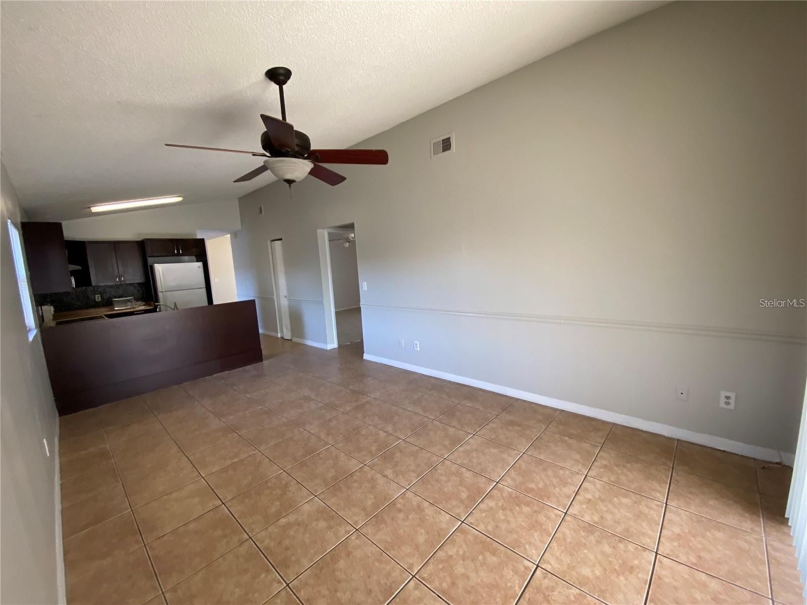 Image 3 of 23 For 9520 Drakemill Court
