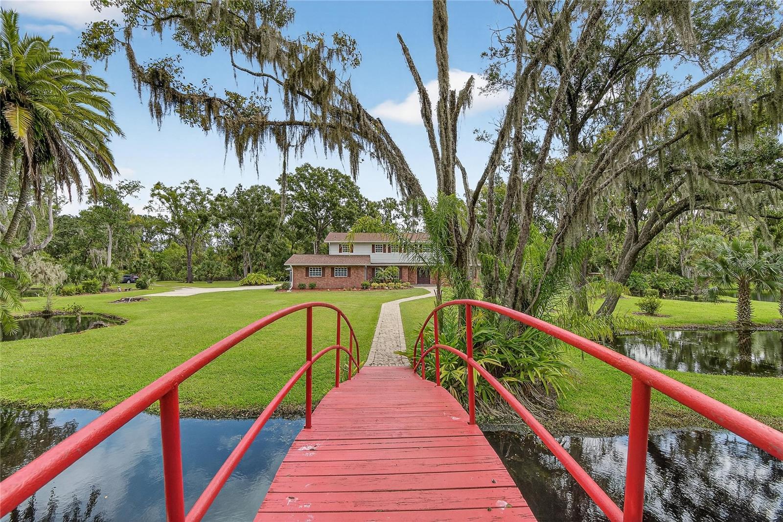 Listing photo id 0 for 1502 Azalea Street