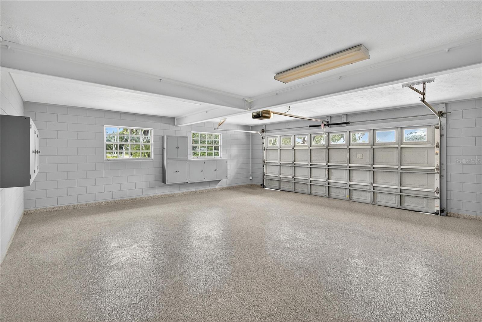 Listing photo id 43 for 1502 Azalea Street