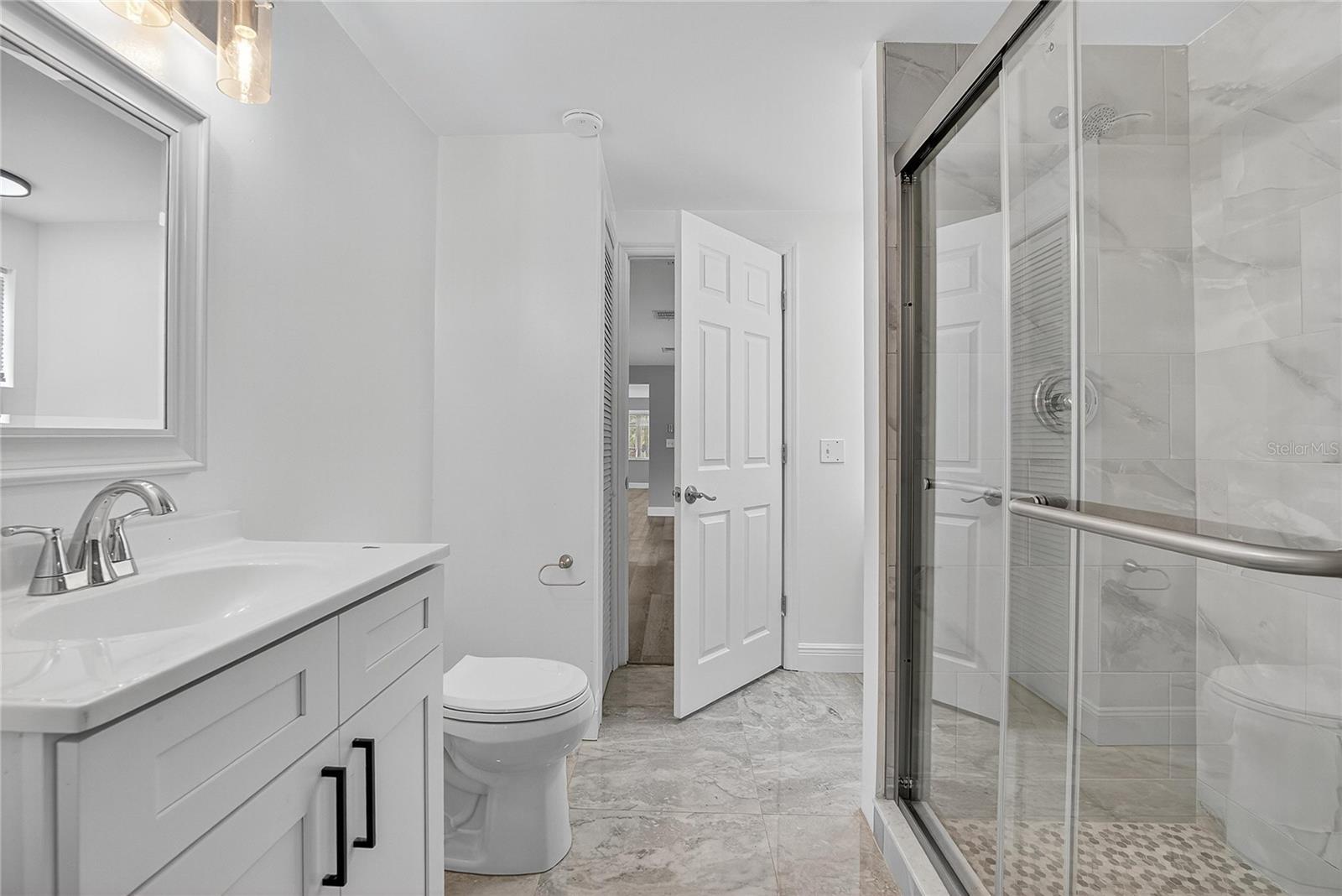 Listing photo id 55 for 1502 Azalea Street