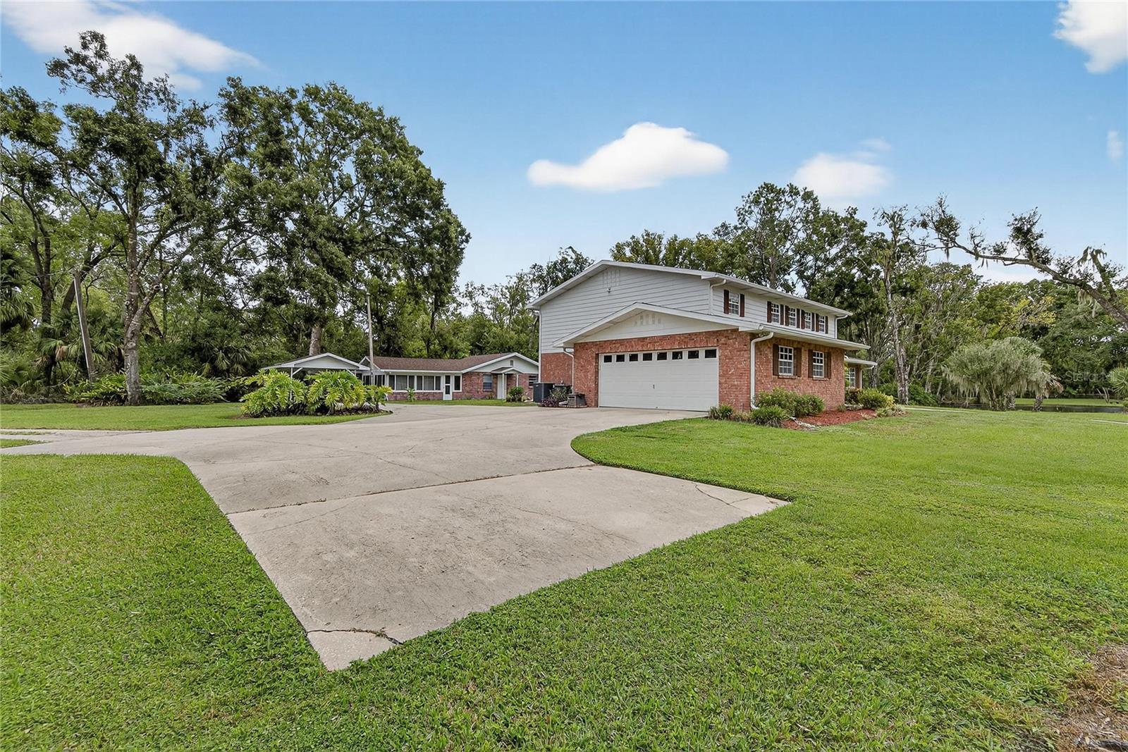 Listing photo id 74 for 1502 Azalea Street