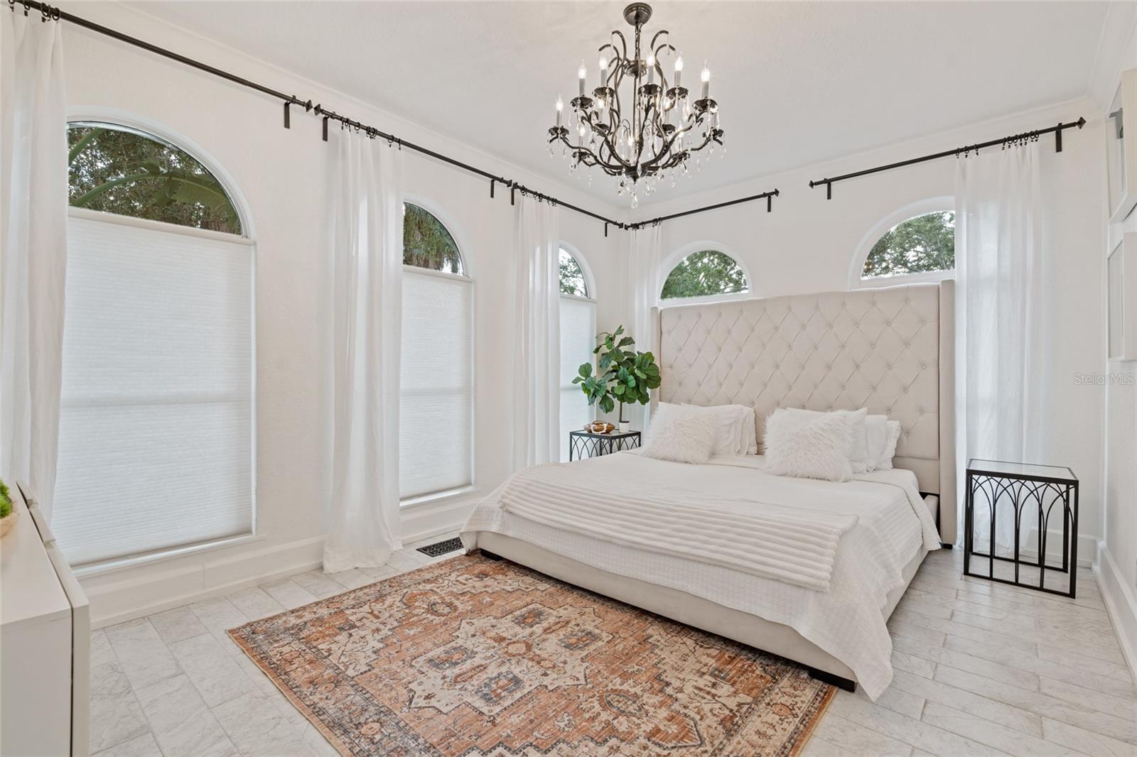 Image 12 of 51 For 6735 Poinsettia Avenue S