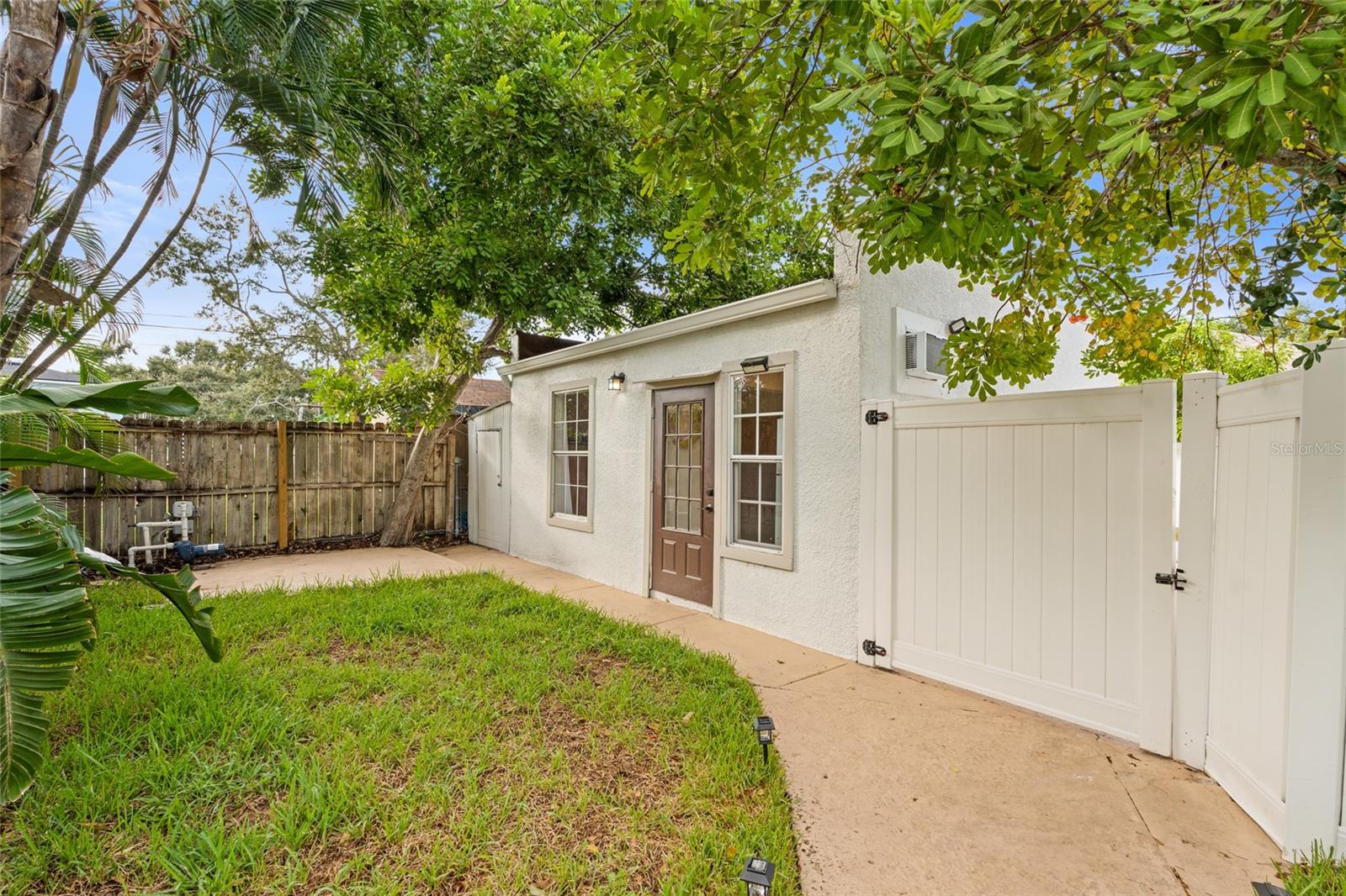 Image 34 of 51 For 6735 Poinsettia Avenue S